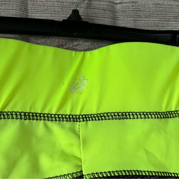 Gray / Black / White & Neon Green Athletic Body Instincts Leggings, Size 4X - Picture 3 of 4